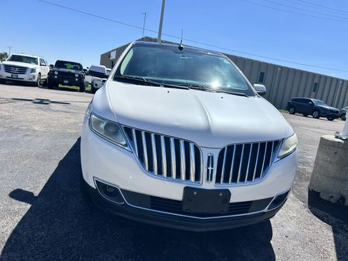 Used 2011 Lincoln MKX AWD w/ 102A Rapid Spec Order Code image 8