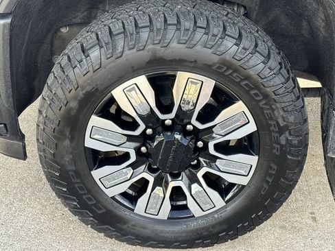Used 2024 GMC Sierra 3500 Denali w/ Denali Reserve Package AWD/4WD image 34