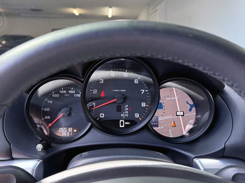 Used 2013 Porsche Boxster RWD image 22