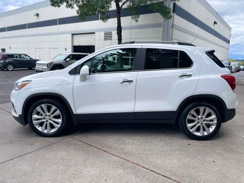 Used 2018 Chevrolet Trax Premier FWD image 6