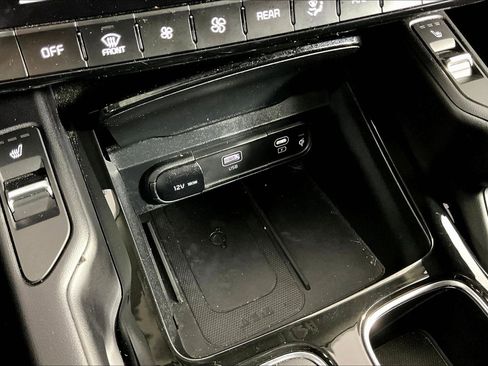 Used 2024 Kia Telluride S w/ S Sunroof Package image 14