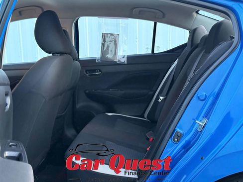 Used 2021 Nissan Versa SV image 12
