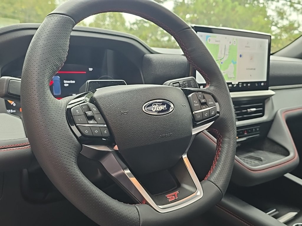 Used 2025 Ford Explorer ST w/ Sun And Sound Package AWD/4WD image 3