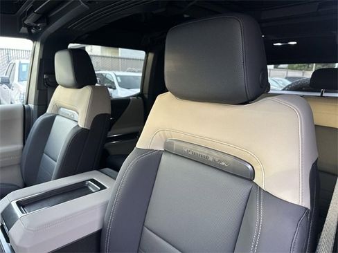 New 2026 GMC Hummer EV SUV image 23