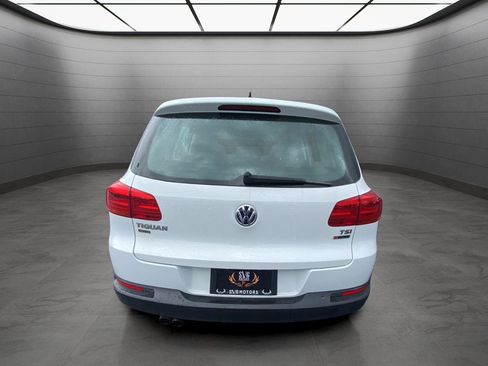 Used 2017 Volkswagen Tiguan S image 26