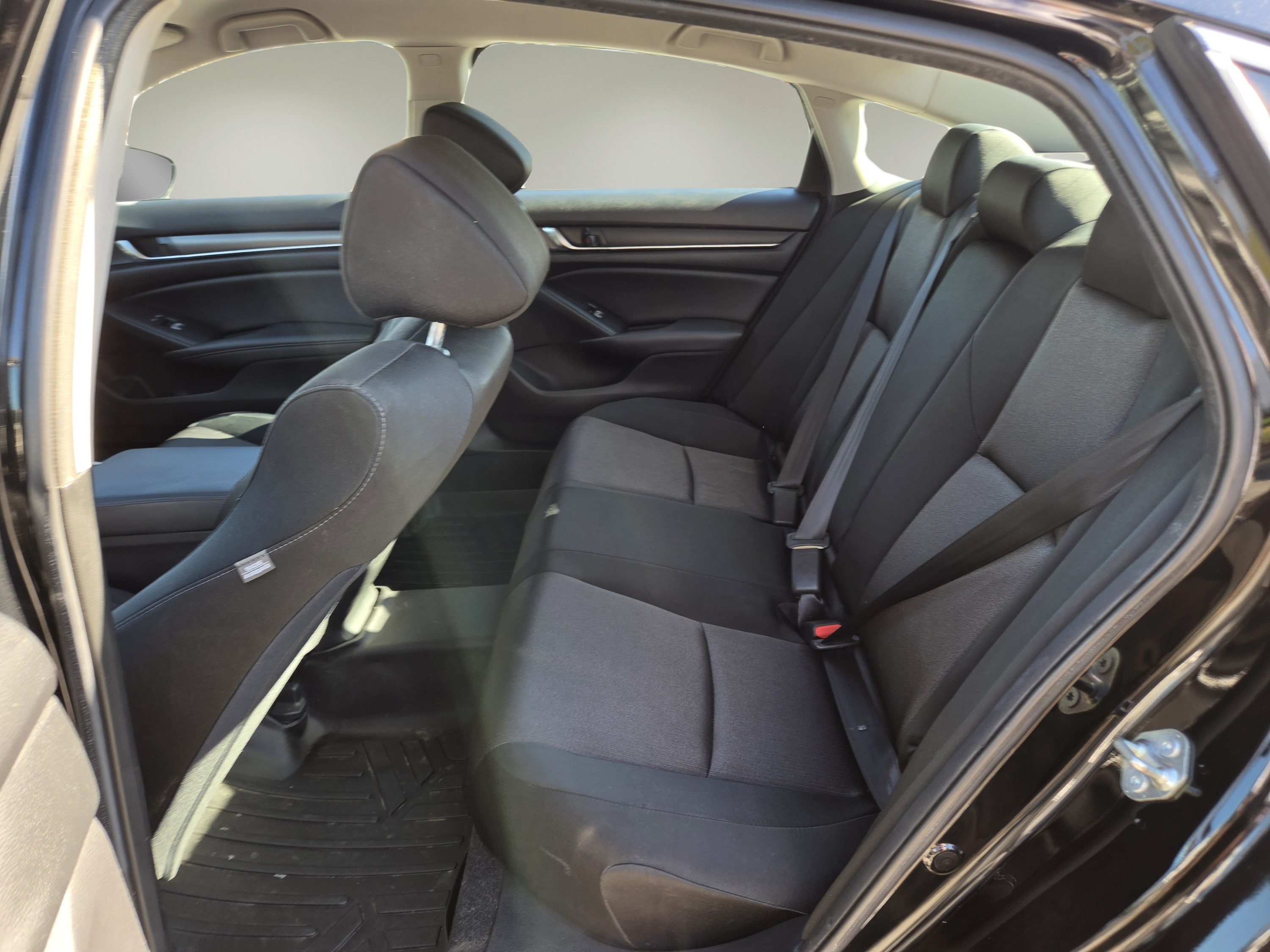 Used 2020 Honda Accord LX image 11