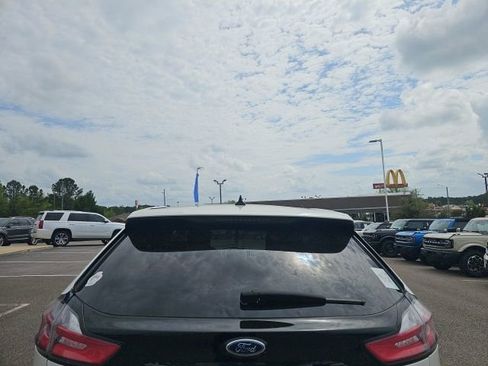 Used 2022 Ford Edge ST w/ Equipment Group 401A image 6