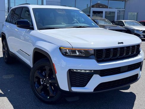New 2026 Jeep Grand Cherokee Limited AWD/4WD image 1