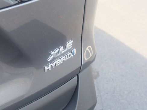 Certified 2024 Toyota RAV4 XLE AWD/4WD image 32
