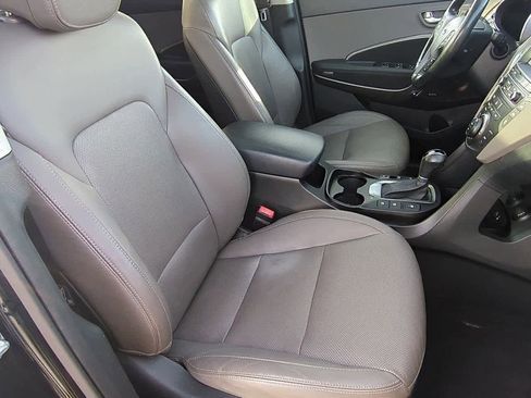 Used 2017 Hyundai Santa Fe Limited image 24