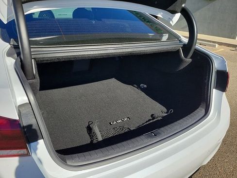 Used 2018 Genesis G80 3.3T Sport image 10