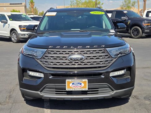Certified 2023 Ford Explorer XLT w/ Equipment Group 202A RWD image 8