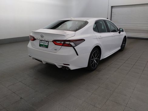 Used 2023 Toyota Camry SE FWD image 9