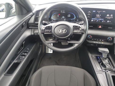 Certified 2025 Hyundai Elantra Sport w/ Cargo Package image 13