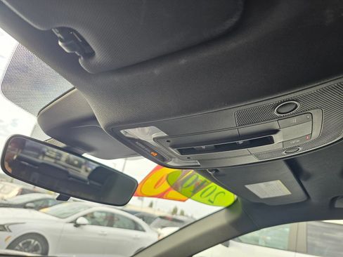 Used 2020 Audi Q3 2.0T Premium image 38