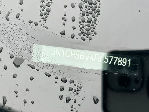 Used 2024 Nissan Kicks S image 23