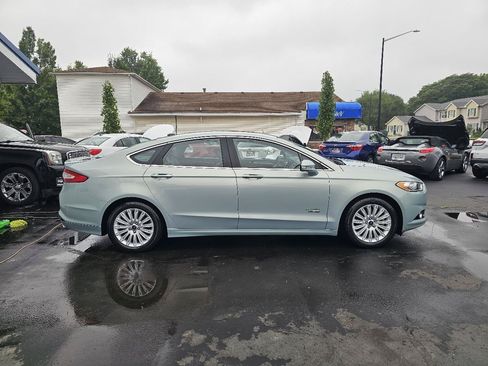 Used 2013 Ford Fusion Energi Titanium w/ Driver Assist Pkg FWD image 13