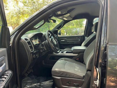 Used 2022 RAM 2500 Big Horn w/ Level C Equiment Group AWD/4WD image 16