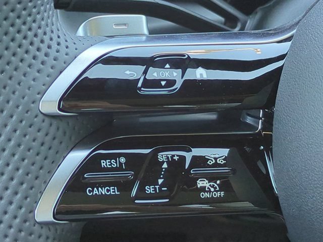 Used 2026 Mercedes-Benz GLC 300 image 26