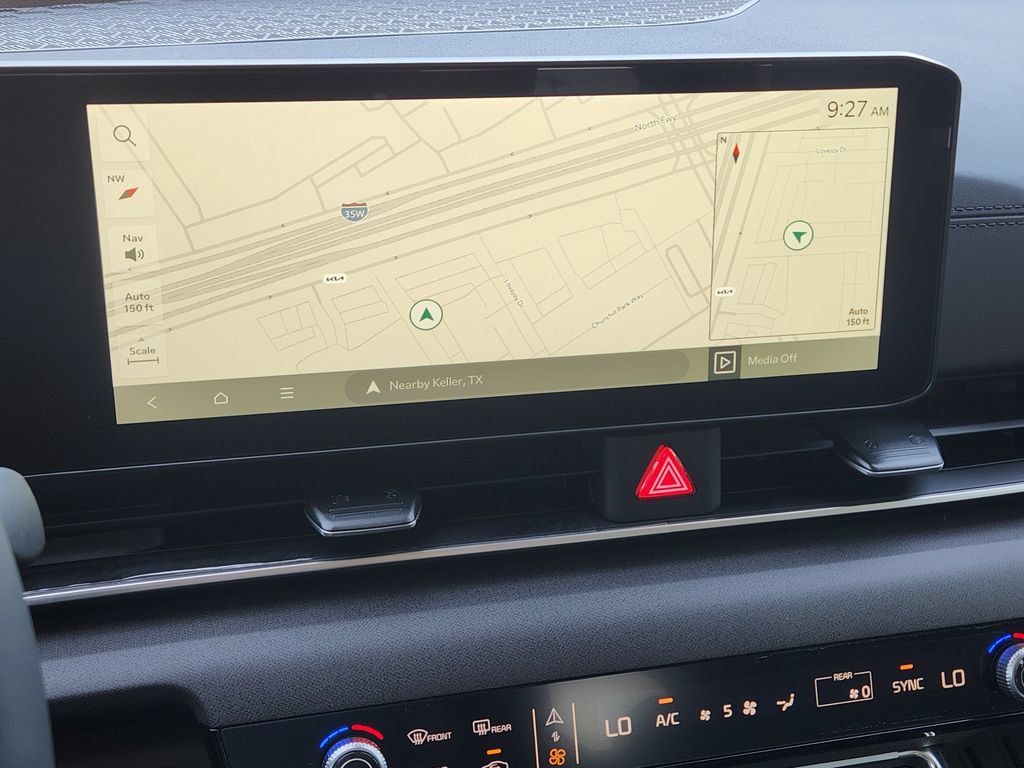 New 2027 Kia Carnival EX FWD image 17