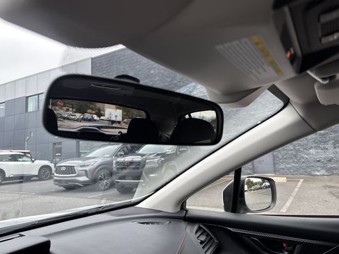 Used 2023 Subaru Crosstrek 2.0i Premium image 2