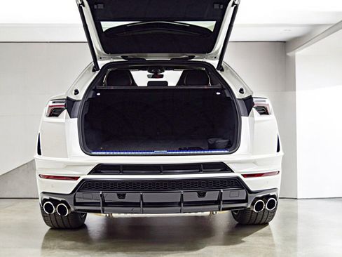 Used 2024 Lamborghini Urus S image 42