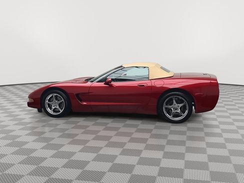 Used 1999 Chevrolet Corvette Convertible w/ Memory Pkg RWD image 25