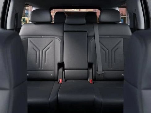 New 2026 Hyundai Santa Fe SEL AWD/4WD image 12