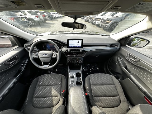 Certified 2023 Ford Escape Active AWD/4WD image 16