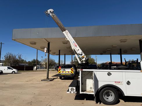 Used 2017 Ford F350 XL w/ Power Equipment Group image 32