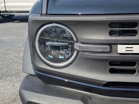 New 2025 Ford Bronco 4-Door image 10