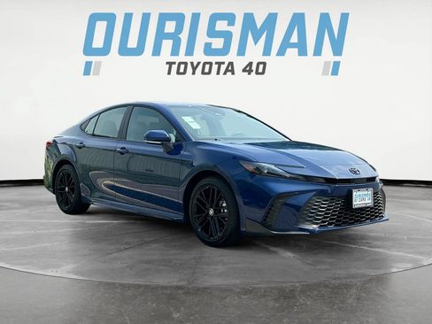 Certified 2026 Toyota Camry SE FWD image 1