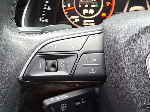 Used 2019 Audi Q7 3.0T Premium Plus image 24