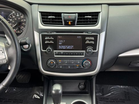 Used 2017 Nissan Altima 2.5 SR FWD image 23