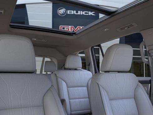 New 2026 Buick Enclave Avenir w/ Super Cruise Package FWD image 24
