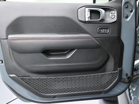 New 2025 Jeep Wrangler Unlimited Rubicon image 11