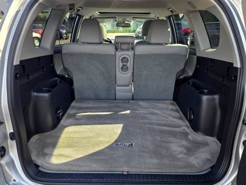 Used 2011 Toyota RAV4 Limited w/ Limited Extra Value Pkg AWD/4WD image 45