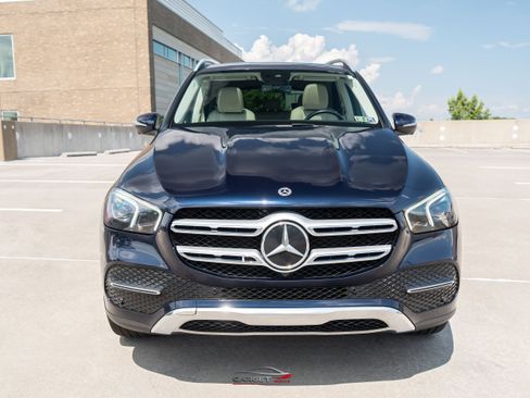Used 2021 Mercedes-Benz GLE 350 w/ Premium Package image 2