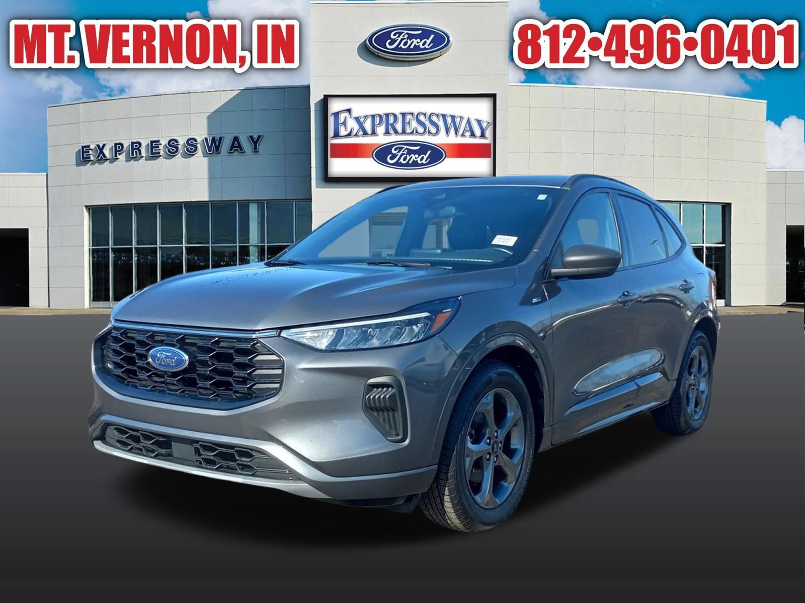 Used 2024 Ford Escape ST-Line w/ Cold Weather Package FWD image 3