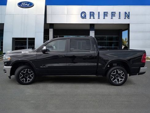 Used 2025 RAM 1500 Laramie AWD/4WD image 10