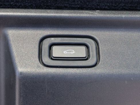 Certified 2023 Land Rover Range Rover SE AWD/4WD image 22