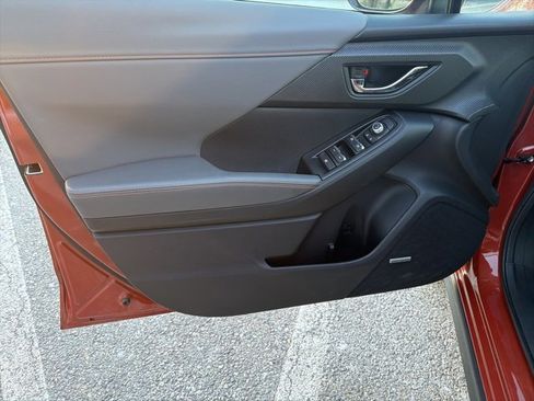 Certified 2025 Subaru Crosstrek 2.5i Limited image 32