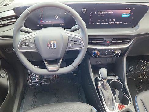 Used 2025 Buick Encore GX Sport Touring w/ Advanced Technology Package image 11