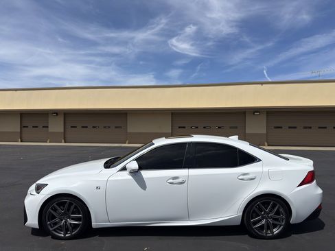 Used 2020 Lexus IS 300 F Sport w/ F Sport Package RWD image 4