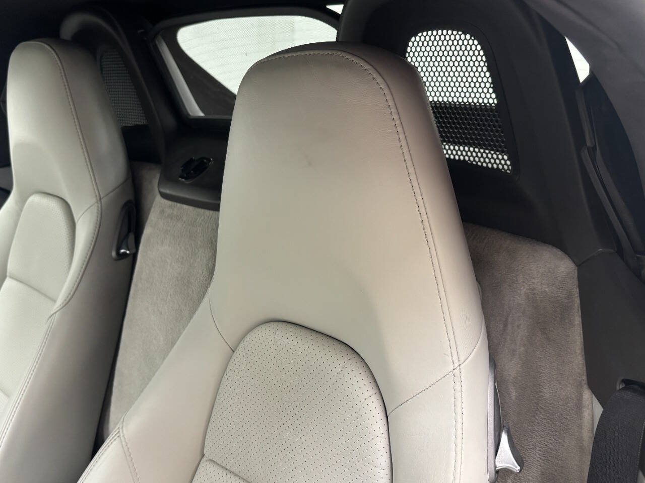 Used 2013 Porsche Boxster RWD image 22