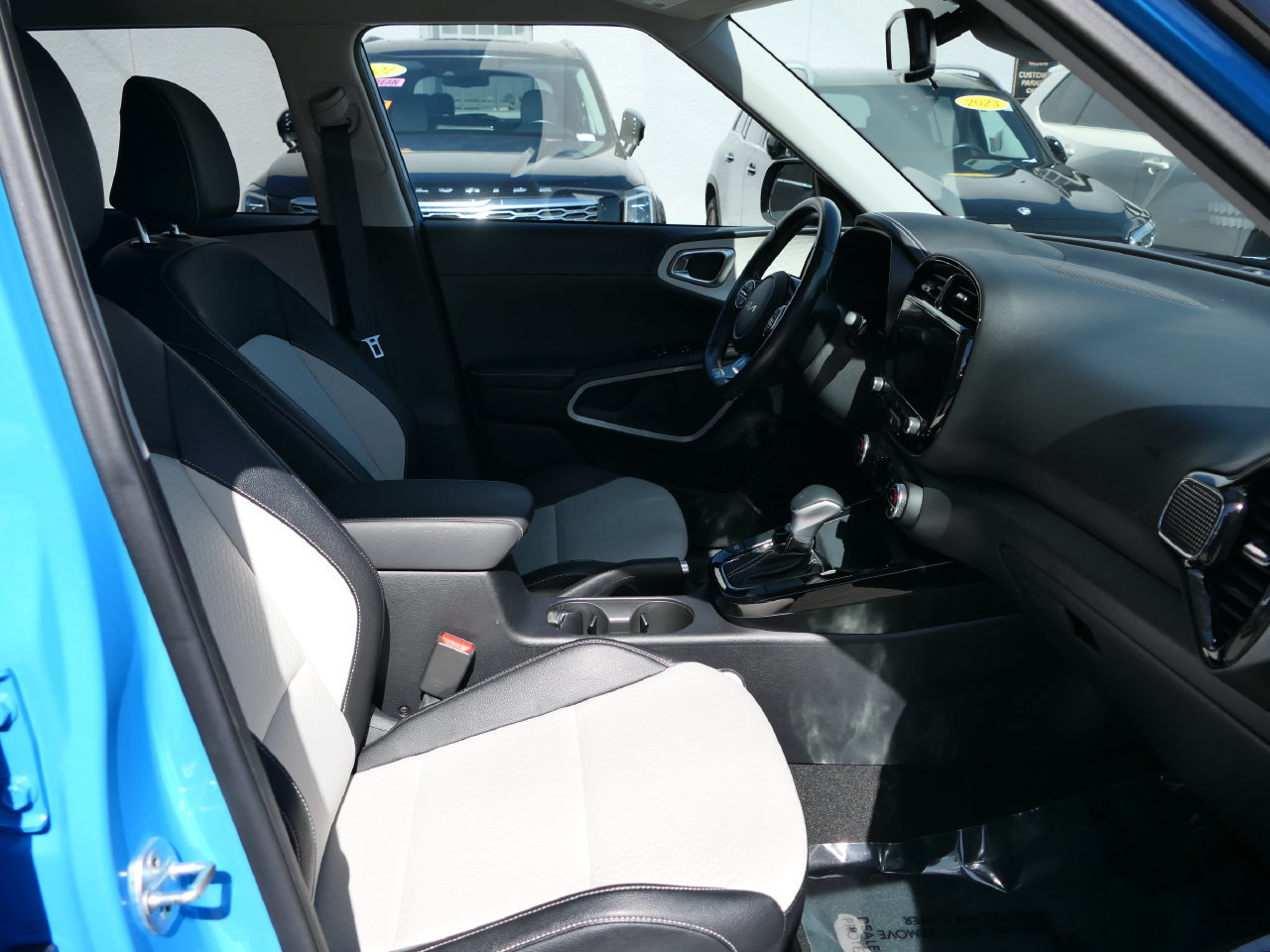 Certified 2023 Kia Soul GT-Line FWD image 28