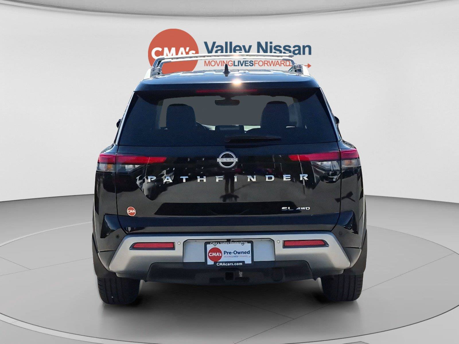 Certified 2024 Nissan Pathfinder SL w/ SL Premium Package AWD/4WD image 4