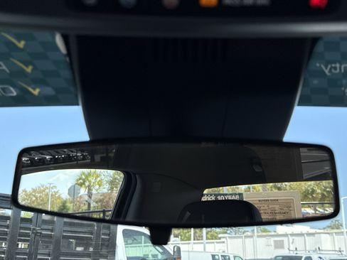 Used 2025 Chevrolet Silverado 1500 W/T image 26