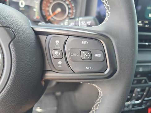 Certified 2025 Jeep Wrangler Unlimited Rubicon image 23