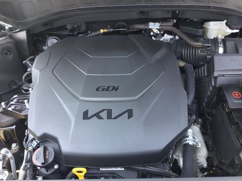 Used 2022 Kia Telluride EX w/ Towing Package AWD/4WD image 7